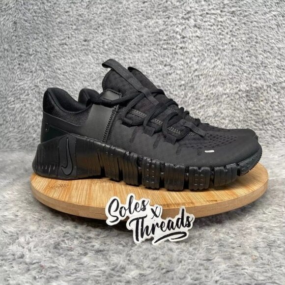 Nike Free Metcon 5 Women Size 6 Black Workout DV3950-004 - Picture 3 of 8